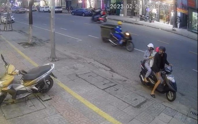 Cầm xe máy đang trả góp giá cao lãi suất thấp  Cầm Đồ Tân Phú