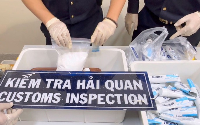 Giấu ma tuý trong kem đánh răng: tin tức, hình ảnh, video, bình luận mới nhất