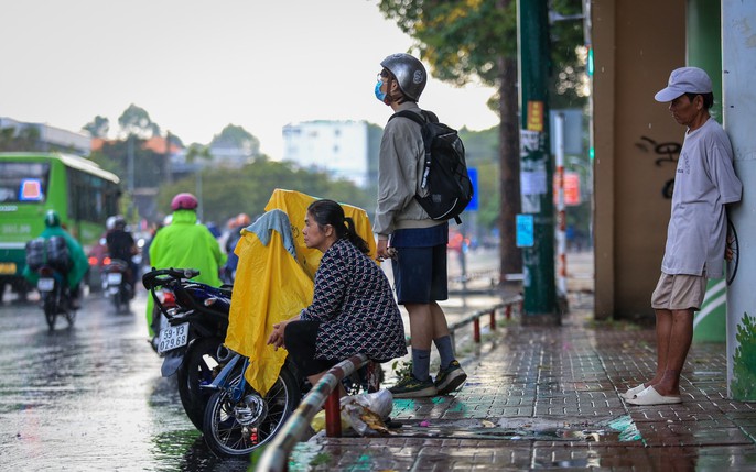 Bí quyết chụp ảnh trời mưa đẹp và lãng mạn không phải ai cũng biết