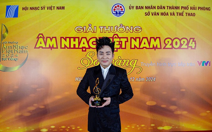 Nguyễn Minh Quang: tin tức, hình ảnh, video, bình luận mới nhất