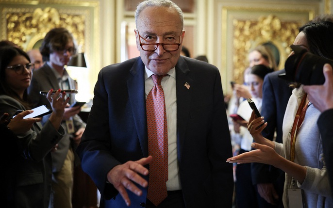 Chuck Schumer: tin tức, hình ảnh, video, bình luận mới nhất