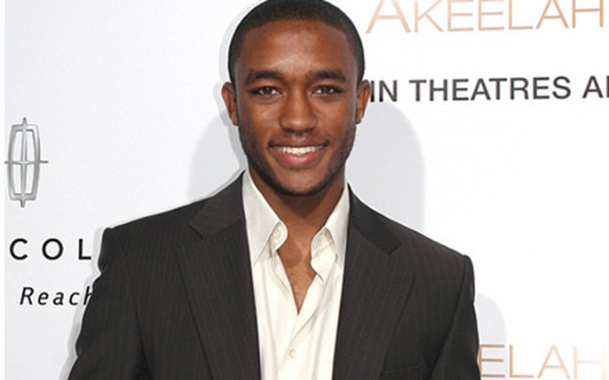 Disney Lee Thompson Young: tin tức, hình ảnh, video, bình luận