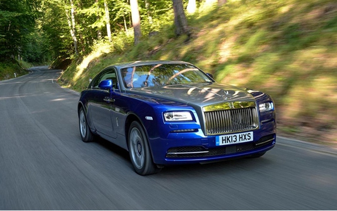 RollsRoyce unleashes its Wraith fastback on Bentley