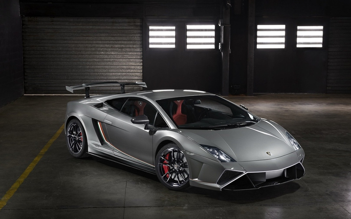 Lamborghini Gallardo: tin tức, hình ảnh, video, bình luận