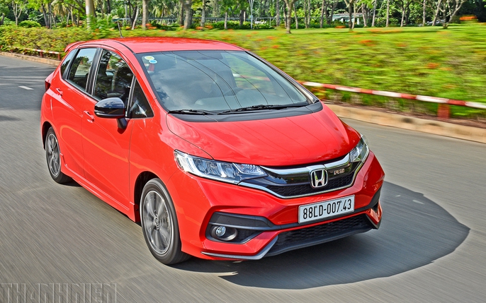 Vì sao Honda Jazz thất bại tại Việt Nam, xe cũ xuống giá không phanh?