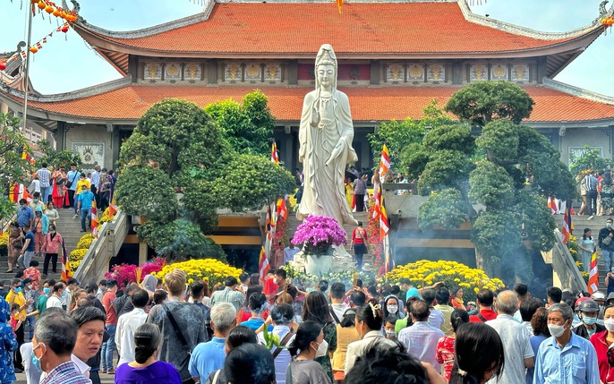 Top 18 Địa điểm cầu tài cầu lộc được cho là linh thiêng nhất tại Việt Nam   toplistvn