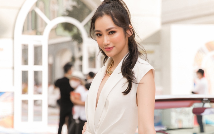 Nastya Kamenskayaning jinni pornosi Ruslar jinsiy aloqada bolgan videolar