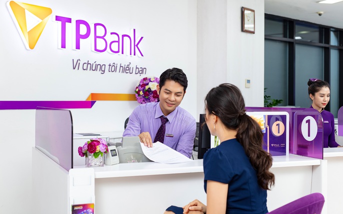 Tưng bừng quà tặng mừng hình ảnh mới TPBank  Tạp chí Tài chính