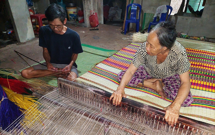 Những nghệ nhân cuối cùng: Tiếng thở dài ở làng chiếu cói