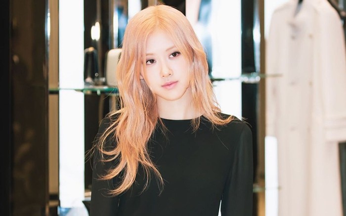 Rosé (BLACKPINK) diện váy xinh như công chúa, khoe chân dài thon thả tại sự  kiện Tiffany&Co ở Nhật