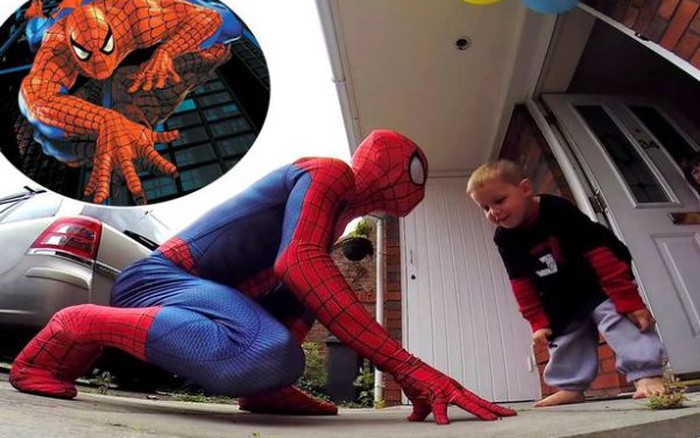 Xúc động cha 'hóa' Spider-Man mừng sinh nhật con trai bị ung thư