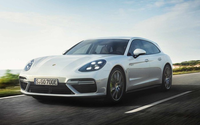 2018 Porsche Panamera 4 EHybrid Review Plugging in for performance  CNET