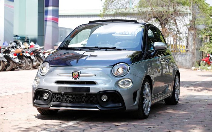 Hàng Hiếm' Fiat 500 Abarth 695 Rivale Giá Gần 3 Tỉ Đồng Tại Việt Nam