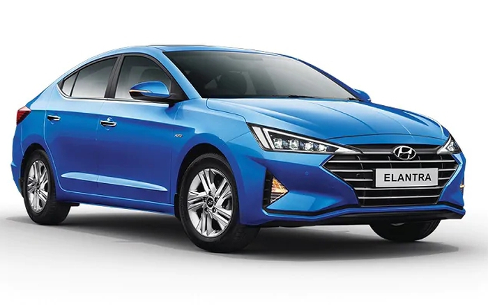 Đánh giá xe Hyundai Elantra 20 2020 phiên bản nâng cấp hoàn hảo