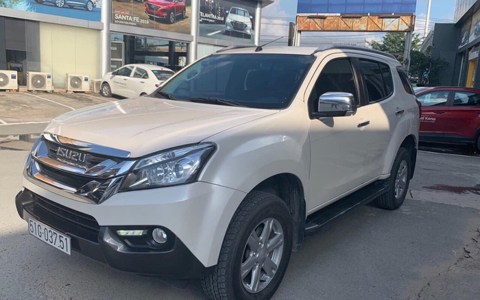 Phụ tùng xe Isuzu Dmax