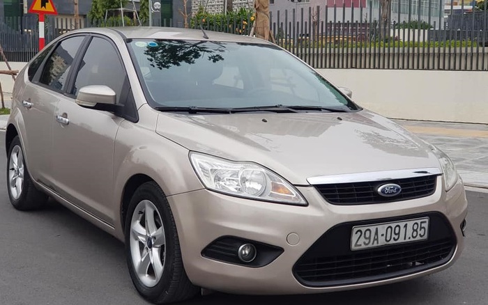 Ford Focus 10 năm tuổi 'lành' như Toyota, giá khoảng 300 triệu đồng