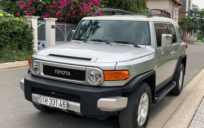 Toyota FJ Cruiser 2020 về Việt Nam giá 38 tỉ đồng