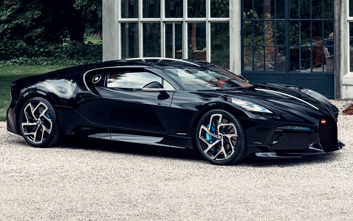 Bugatti La Voiture Noire 2023 Giá xe lăn bánh  Mua trả góp