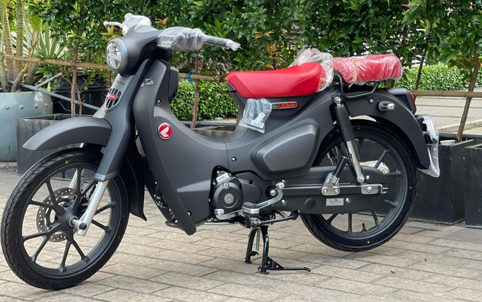 Mãn nhãn Super Cub 125 về sát vách Việt Nam huyền thoại xe máy Honda bán  giá ngang xe SH