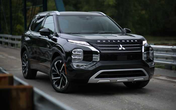 Es el turno de Mitsubishi Outlander de usar un motor híbrido enchufable outlander phev Es el turno de Mitsubishi Outlander de usar un motor híbrido enchufable