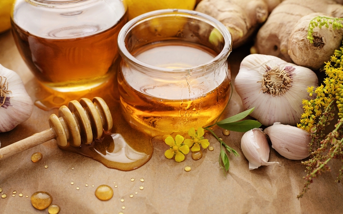 Uống mật ong có nóng không Sự thật về việc uống mật ong và tác động lên làn da của bạn Uống mật ong có nóng và nổi mụn không