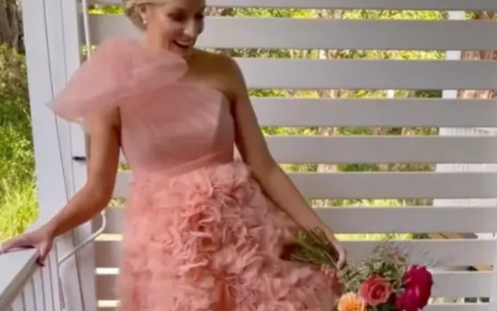 Chiêm ngưỡng 5 mẫu váy cưới màu hồng đặc sắc  SanSan Bridal