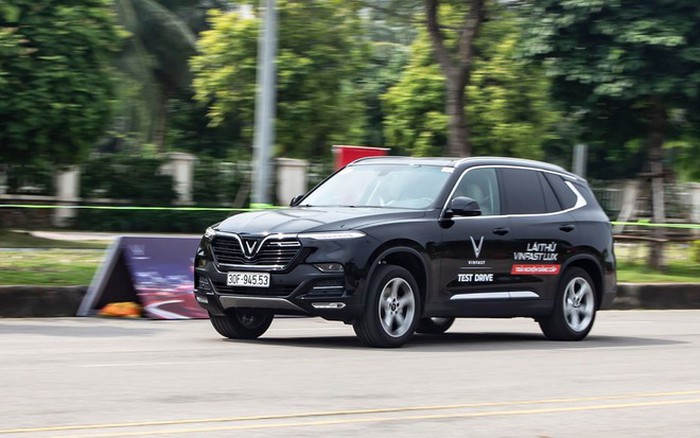 Đánh giá xe SUV 7 chỗ Vinfast Lux SA20 2022  Giaxemoicom