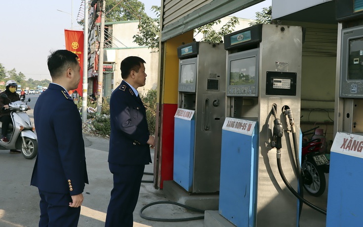 Bộ Công thương thông tin lý do nhiều cửa hàng xăng dầu 'đóng cửa, nghỉ tết' Bộ Công thương thông tin lý do nhiều cửa hàng xăng dầu 'đóng cửa, nghỉ tết'