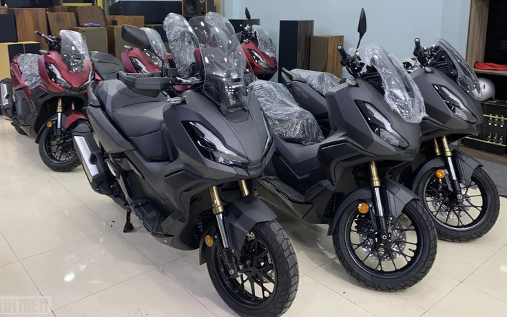 Honda ADV 350 tại Việt Nam giảm 26 triệu đồng, ngang giá BMW C400GT