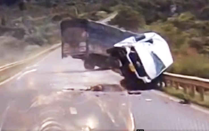 Vụ tai nạn ở Đắk Lắk: Do tài xế xe tải buồn ngủ