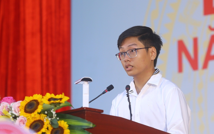Nam sinh đạt điểm cao nhất đoàn Việt Nam thi quốc tế hóa chọn học sư phạm