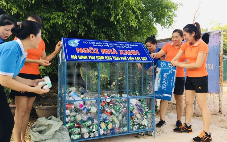 'Ngôi nhà xanh' của chị em phụ nữ gom rác thải làm quỹ tình thương