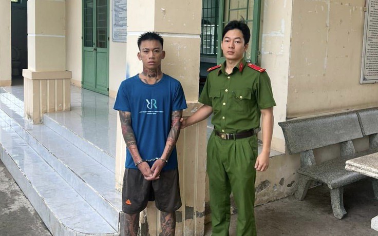 Ninh Thuận: Dùng búa đóng đinh đánh dính vào đầu nạn nhân