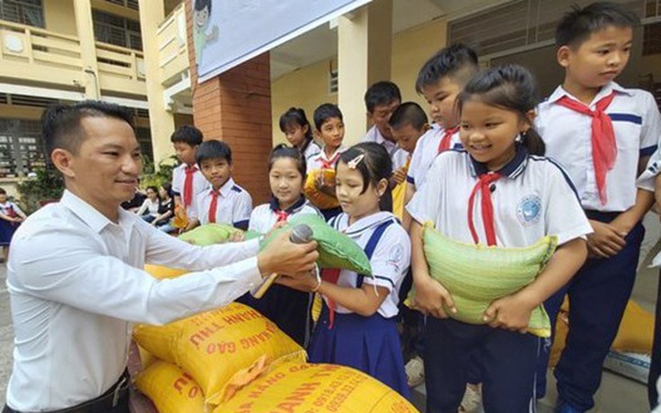 Xuất hơn 37.207 tấn gạo hỗ trợ học sinh nghèo