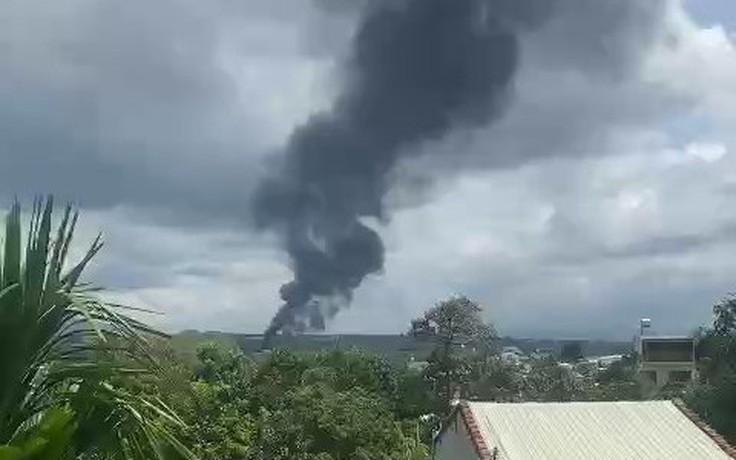 Cháy lớn gần Cảng hàng không Pleiku