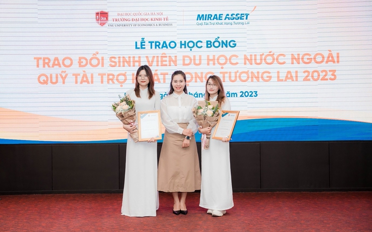 Quỹ Tài trợ khát vọng tương lai trao 1,3 tỉ đồng cho sinh viên tại Hà Nội