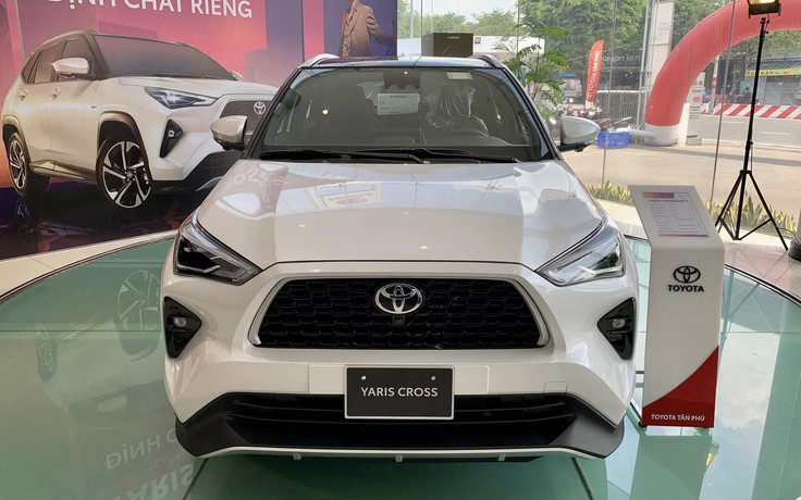 Mới tung ra thị trường Việt Nam, Toyota Yaris Cross giảm giá hơn 100 triệu đồng