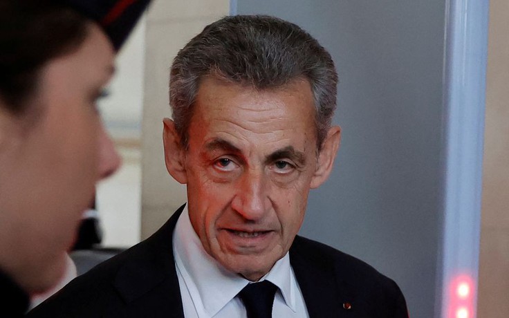 Cựu Tổng thống Pháp Sarkozy lại vướng rắc rối pháp lý