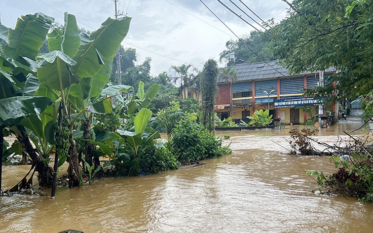 Hai vợ chồng tại Yên Bái tử vong do sạt lở đất trong mưa lớn