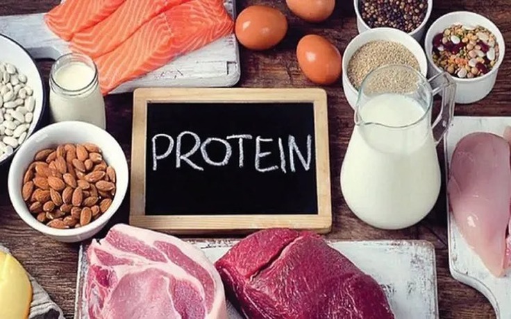 Cơ thể sẽ thế nào khi bạn ăn nhiều protein gần giờ đi ngủ?