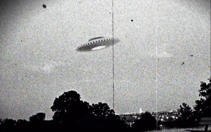 Lầu Năm Góc triển khai công cụ trình báo trực tuyến về UFO