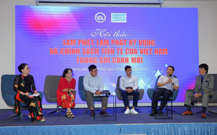 Lạm phát Việt Nam không đáng lo, chính sách tiền tệ không nên quá thận trọng