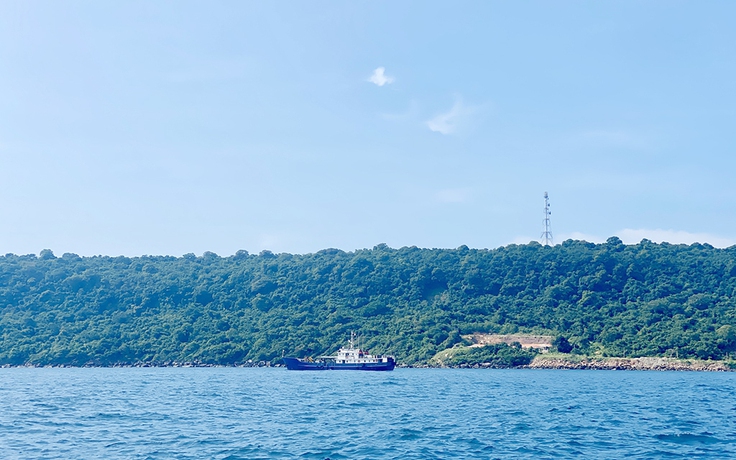 Biển đảo Tây Nam: Thổ Châu nắng vương đồi cây phủ Biển đảo Tây Nam: Thổ Châu nắng vương đồi cây phủ