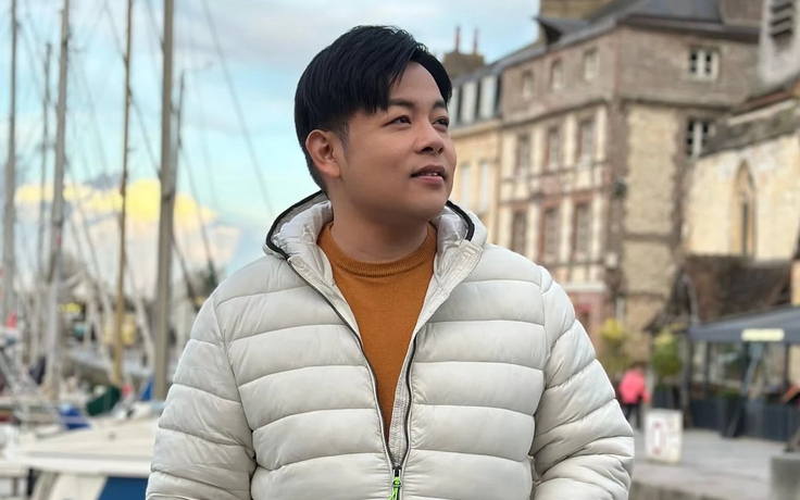 Quang Lê tiết lộ quá khứ nợ nần Quang Lê tiết lộ quá khứ nợ nần