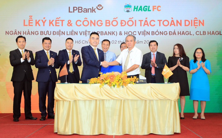Ra mắt Học viện Bóng đá và CLB Bóng đá LPBank - Hoàng Anh Gia Lai