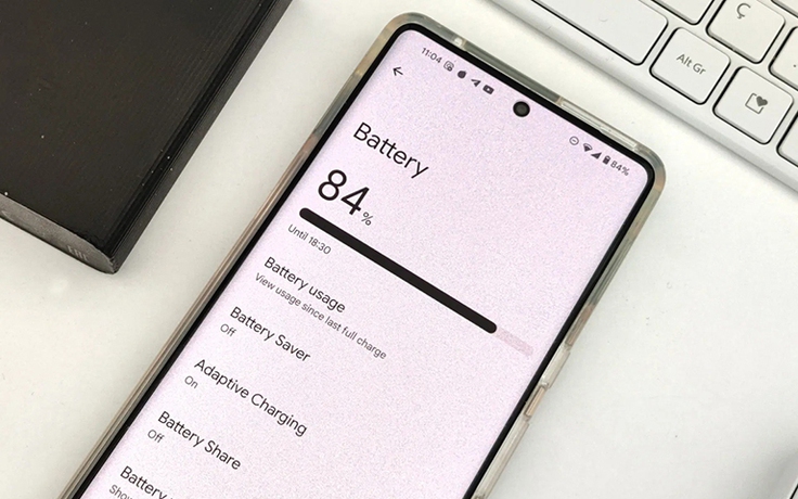 Vì sao pin smartphone sụt giảm nhanh?