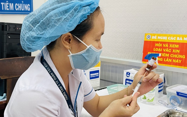 TP.HCM nhiều loại vắc xin Chương trình tiêm chủng mở rộng đã hết và sắp hết TP.HCM nhiều loại vắc xin Chương trình tiêm chủng mở rộng đã hết và sắp hết