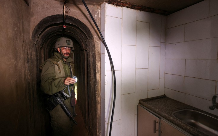 Theo chân lính Israel vào đường hầm Hamas