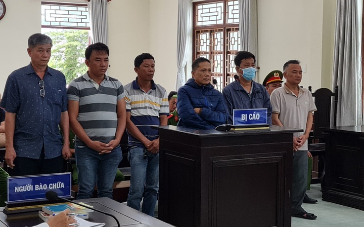 Ninh Thuận: Tuyên phạt giám đốc đăng kiểm 4 năm 6 tháng tù vì nhận hối lộ