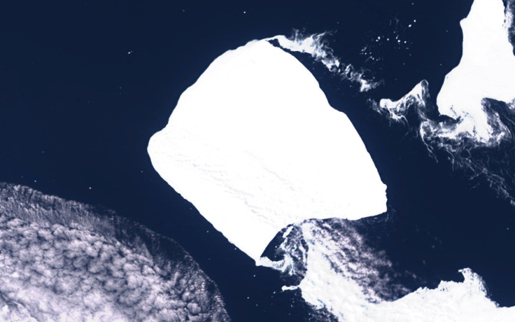 Tảng băng lớn nhất thế giới bất ngờ trôi dạt, nguy cơ ảnh hưởng tàu thuyền